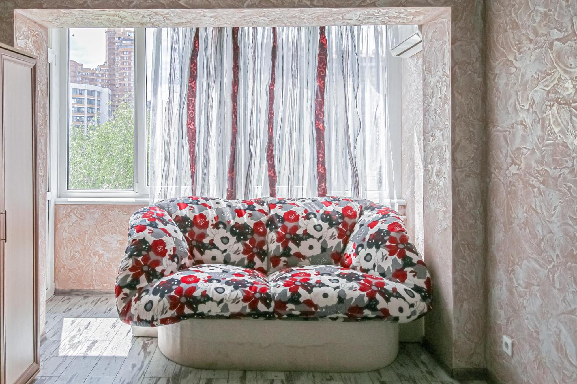 Apartment 1-кімнатні поруч зі ст. м. печерська Kyiv
